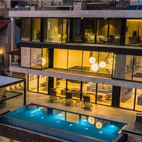 Luxury 7 Bedroom Dubrovnik Beachfront Villa with Infinity Pool, Sleeps 14